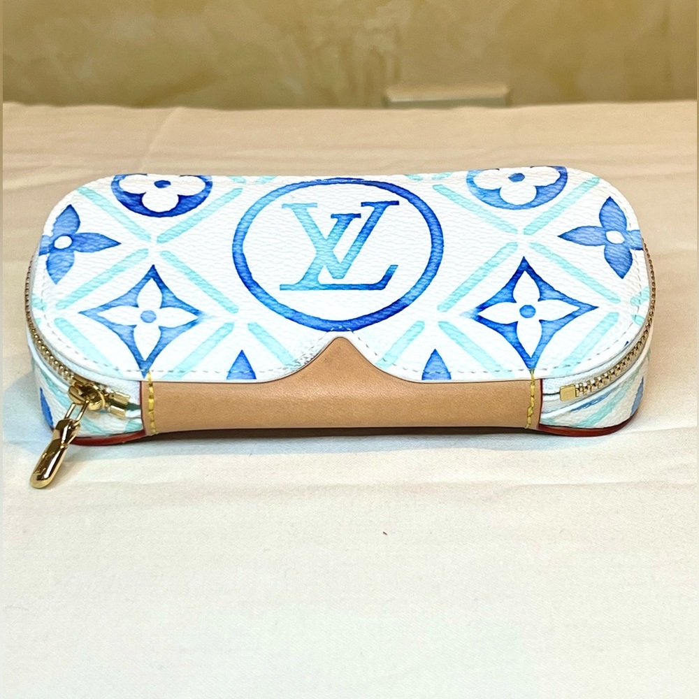 Louis Vuitton Monogram Flower Tile Sunglasses Pouch GM